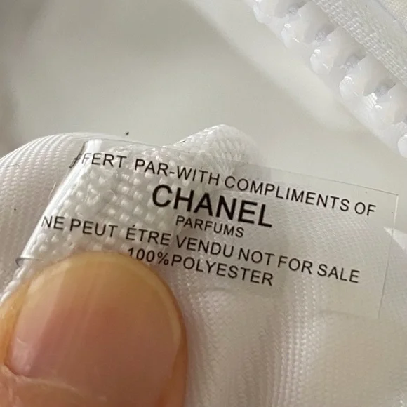 Brand New Chanel White Puffy Top Handles Beauty Makeup Cosmetic Bag